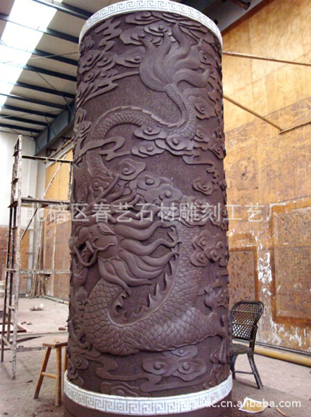 春藝龍柱